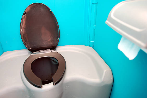 Best Porta potty cleaning services  in Maplewood, MN