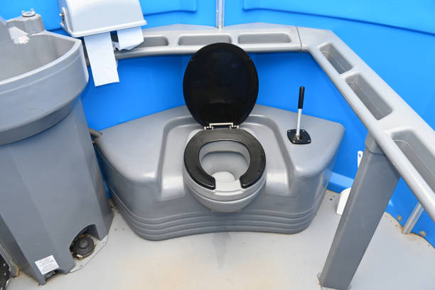 Portable Toilet Options We Offer in Maplewood, MN