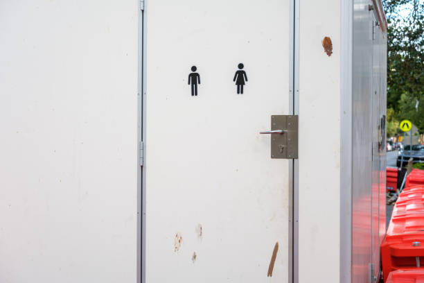 Best Portable restroom trailer rental  in Maplewood, MN